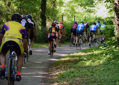 TOUS COUREURS