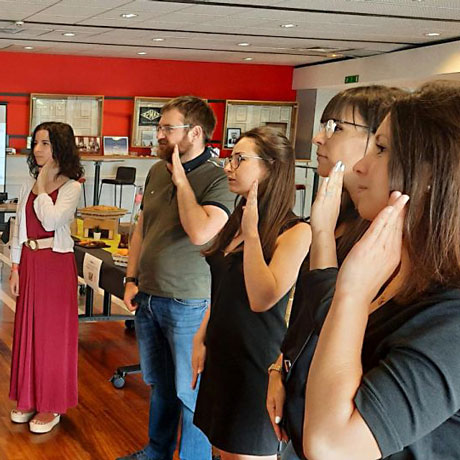 Atelier de formation à la langue des signes animés par URAPEDA