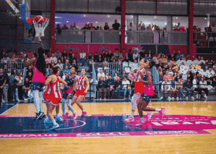 équipe en train de jouer