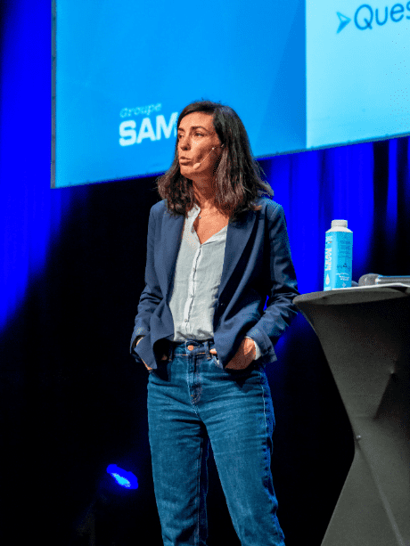 karen vaylet sur scène lors de la journée imagine 2030 en 2026