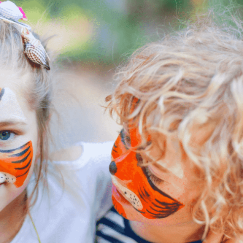 2 enfants maquillés en tigre